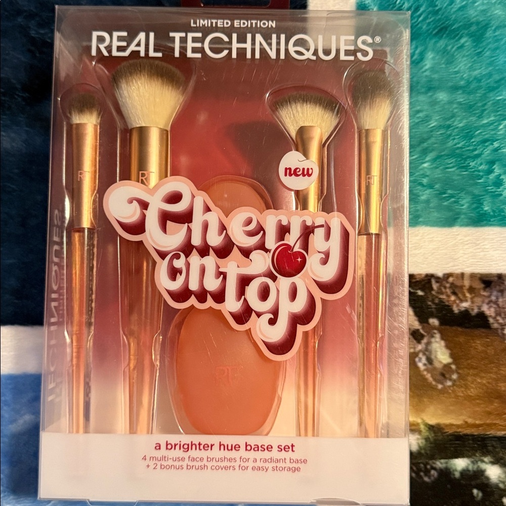Real Techniques Cherry On Top Brush Collection